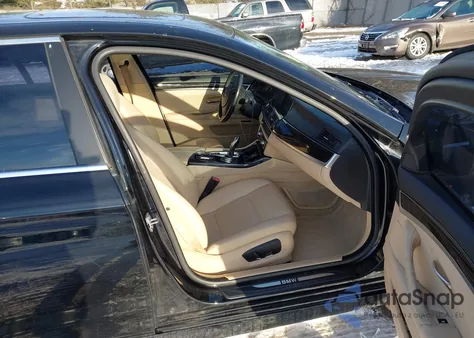 2014 BMW 528I xDrive z USA, uszkodzony, nr VIN WBA5A7C51ED619772